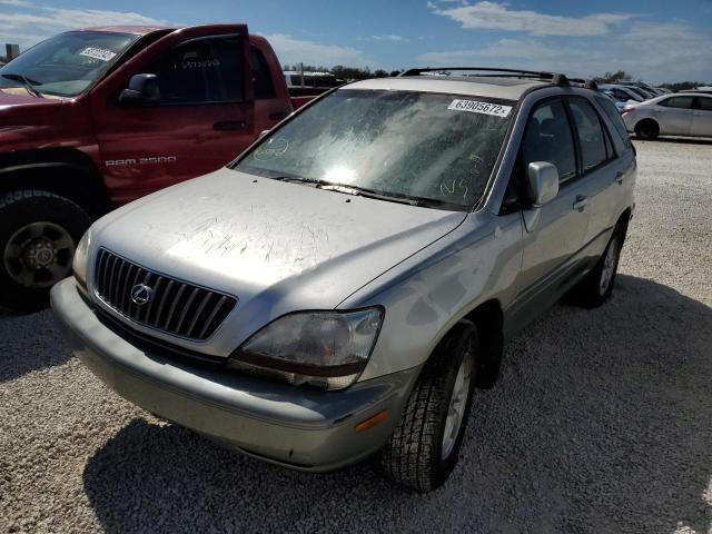 Photo 2 from auction – 2000 LEXUS RX300 with VIN JT6GF10U1Y0074021