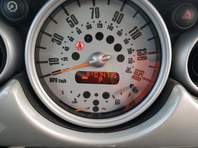 Photo 8 from auction – 2003 MINI COOPER with VIN WMWRC33403TE18365