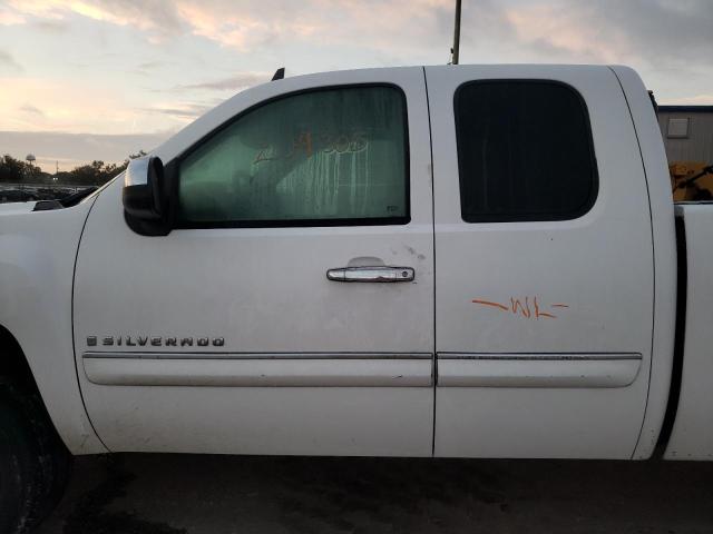 Photo 9 from auction – 2009 CHEVROLET SILVERADO with VIN 1GCEC29J49Z202000