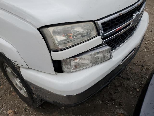Photo 9 from auction – 2006 CHEVROLET SILVERADO with VIN 1GCEK19TX6Z220740