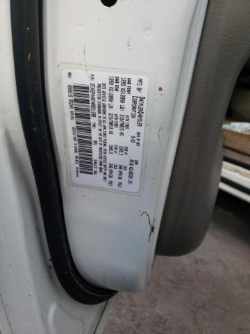Photo 10 from auction – 2004 CHRYSLER TOWN & COU with VIN 2C4GP44R74R531296