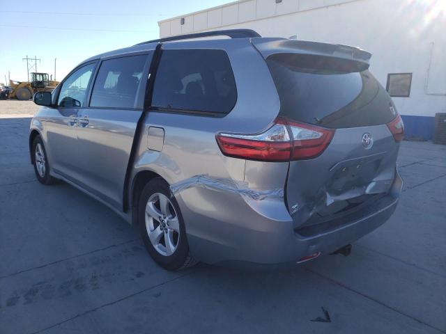 Photo 3 from auction – 2018 TOYOTA SIENNA LE with VIN 5TDKZ3DC2JS918495