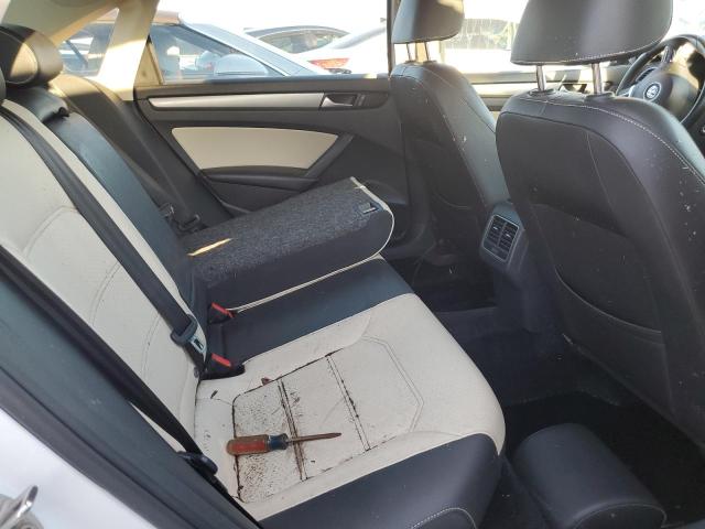Photo 6 from auction – 2015 VOLKSWAGEN PASSAT SE with VIN 1VWBV7A31FC087522