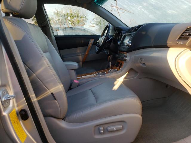 Photo 5 from auction – 2008 TOYOTA HIGHLANDER with VIN JTEEW44A482010265