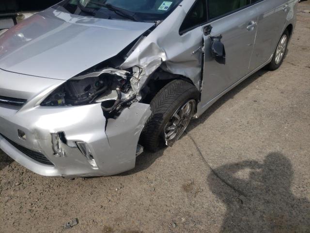 Photo 9 from auction – 2013 TOYOTA PRIUS V with VIN JTDZN3EU8D3224675