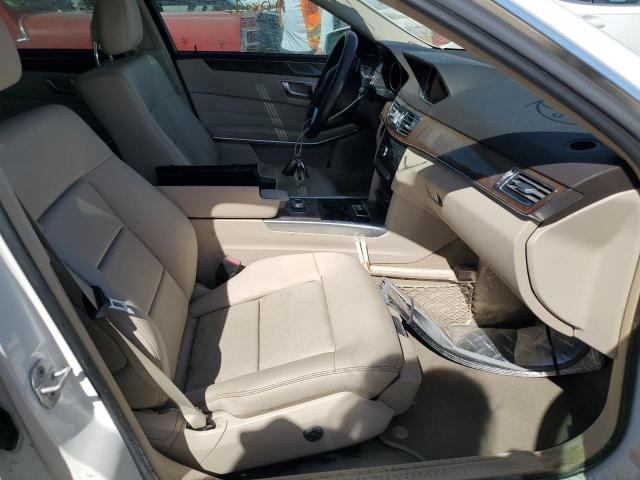 Photo 5 from auction – 2016 MERCEDES-BENZ E350 with VIN WDDHF5KB5GB237276