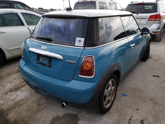 Photo 4 from auction – 2007 MINI COOPER with VIN WMWMF335X7TT55546