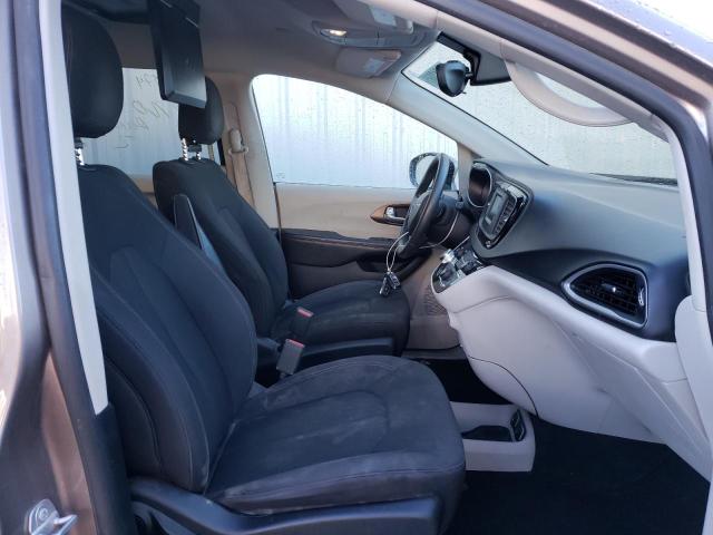Photo 5 from auction – 2017 CHRYSLER PACIFICA T with VIN 2C4RC1DG3HR623058