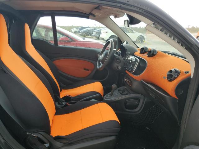 صورة رقم 5 من المزاد - 2017 SMART FORTWO مع VIN WMEFK9BA0HK226832