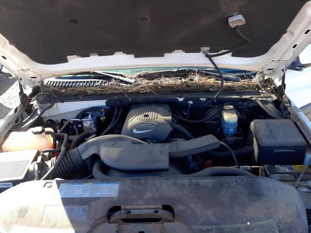 Photo 7 from auction – 2002 CHEVROLET AVALANCHE with VIN 3GNEK13T82G117682