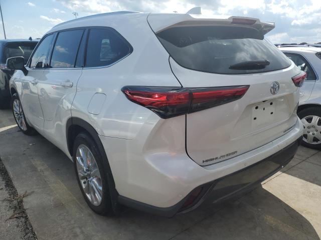 Photo 3 from auction – 2020 TOYOTA HIGHLANDER with VIN 5TDDZRBHXLS014665