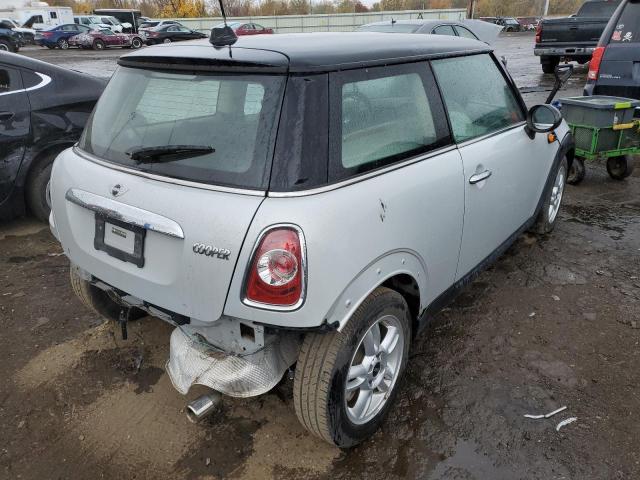 Photo 4 from auction – 2013 MINI COOPER with VIN WMWSU3C56DT373972