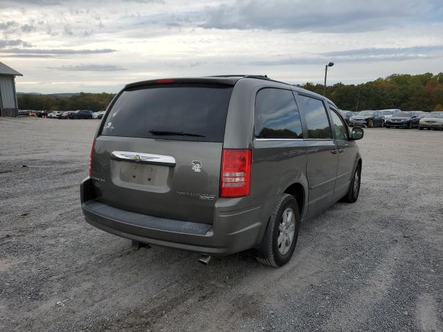 Photo 4 from auction – 2010 CHRYSLER TOWN & COU with VIN 2A4RR2D10AR386223