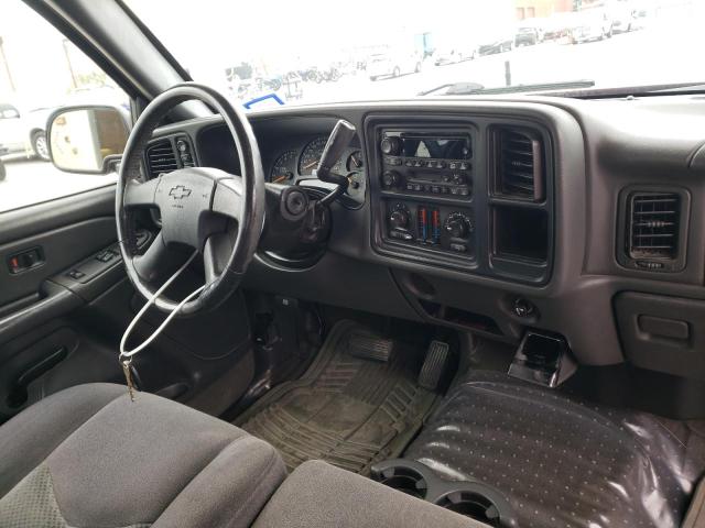 Photo 9 from auction – 2005 CHEVROLET SILVERADO with VIN 1GCEK19B75E255359
