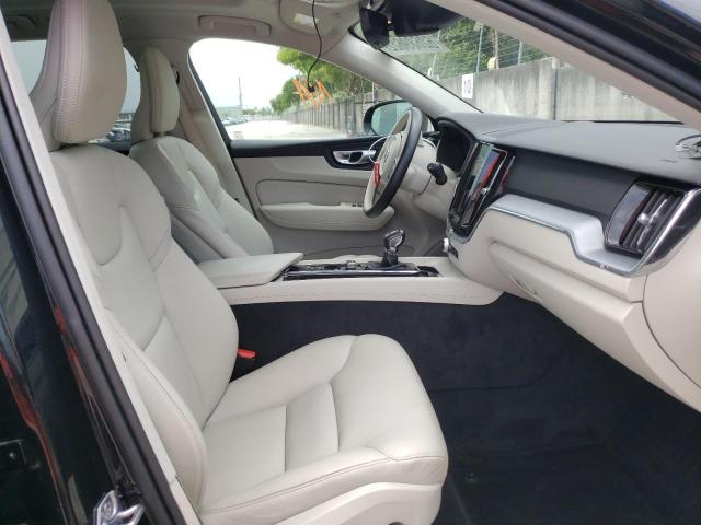 Photo 5 from auction – 2020 VOLVO XC60 T5 MO with VIN YV4102DK2L1582657