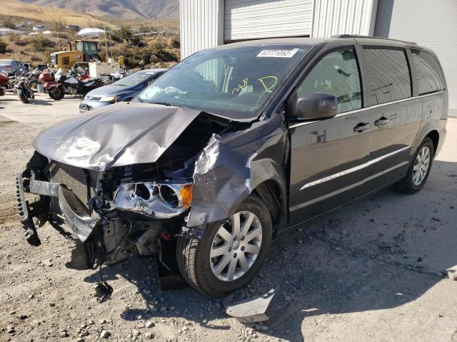 Photo 2 from auction – 2015 CHRYSLER TOWN & COU with VIN 2C4RC1BG1FR562468