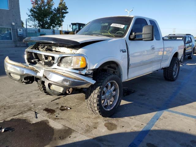 Photo 2 from auction – 2001 FORD F150 with VIN 1FTRX18W1YNB65698