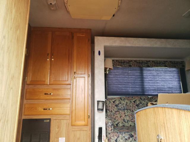 Photo 6 from auction – 1998 FORD ECONOLINE with VIN 1FDXE40S8WHB01706