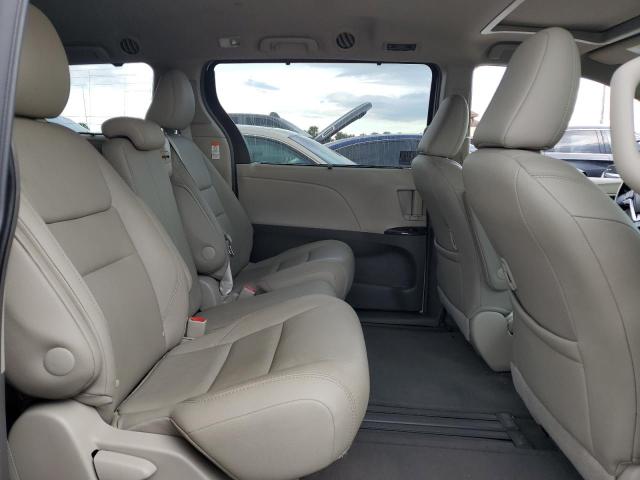 Photo 6 from auction – 2015 TOYOTA SIENNA XLE with VIN 5TDYK3DC3FS570504