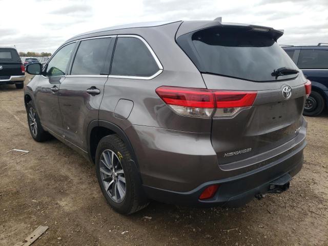 Photo 3 from auction – 2018 TOYOTA HIGHLANDER with VIN 5TDJZRFH9JS537251