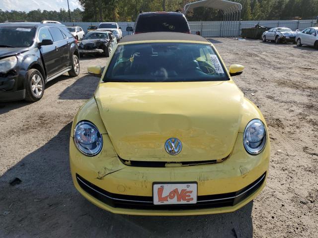 Photo 9 from auction – 2014 VOLKSWAGEN BEETLE with VIN 3VW5L7AT2EM809595