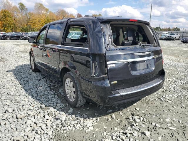 Photo 3 from auction – 2016 CHRYSLER TOWN & COU with VIN 2C4RC1BG6GR292347