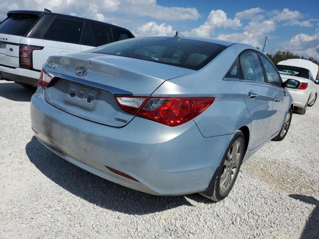 Photo 4 from auction – 2013 HYUNDAI SONATA SE with VIN 5NPEC4AC2DH575125