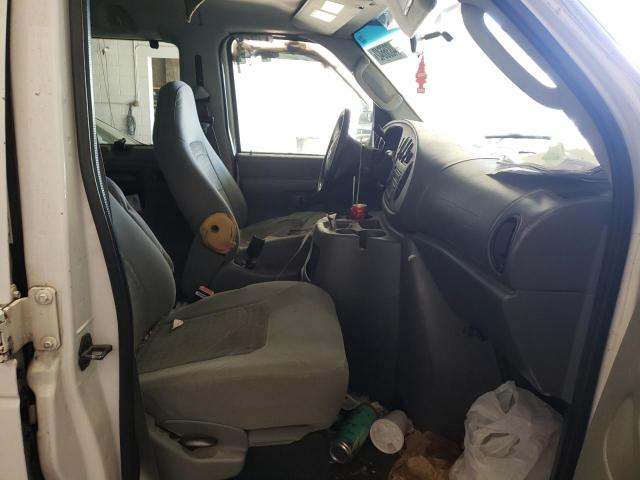 Photo 5 from auction – 2005 FORD ECONOLINE with VIN 1FBSS31S35HB43350