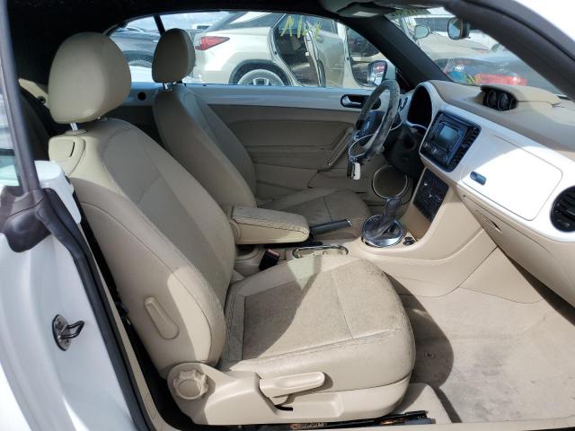 Photo 5 from auction – 2013 VOLKSWAGEN BEETLE with VIN 3VW5L7AT3DM810155