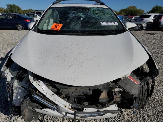 Photo 7 from auction – 2015 TOYOTA RAV4 XLE with VIN JTMRFREV5FD101549
