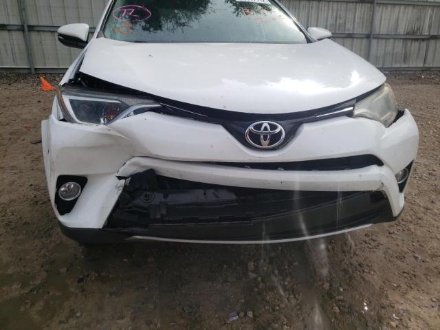 Photo 9 from auction – 2016 TOYOTA RAV4 XLE with VIN 2T3WFREV8GW251369