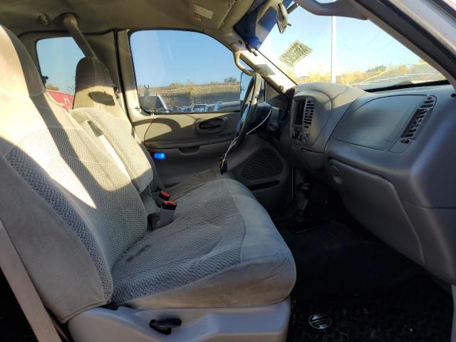 Photo 5 from auction – 2001 FORD F150 with VIN 1FTRX18W1YNB65698