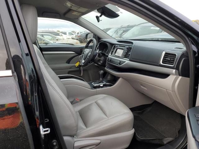 Photo 5 from auction – 2017 TOYOTA HIGHLANDER with VIN 5TDBZRFH0HS470473