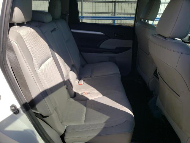 Photo 6 from auction – 2016 TOYOTA HIGHLANDER with VIN 5TDBKRFH3GS290343