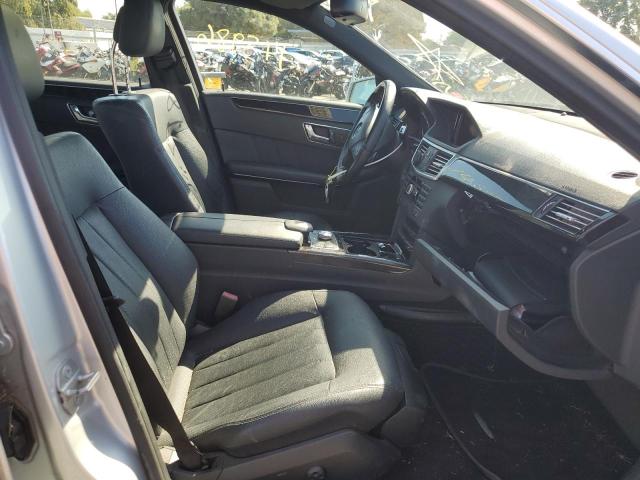 Photo 5 from auction – 2010 MERCEDES-BENZ E 550 with VIN WDDHF7CB5AA119235