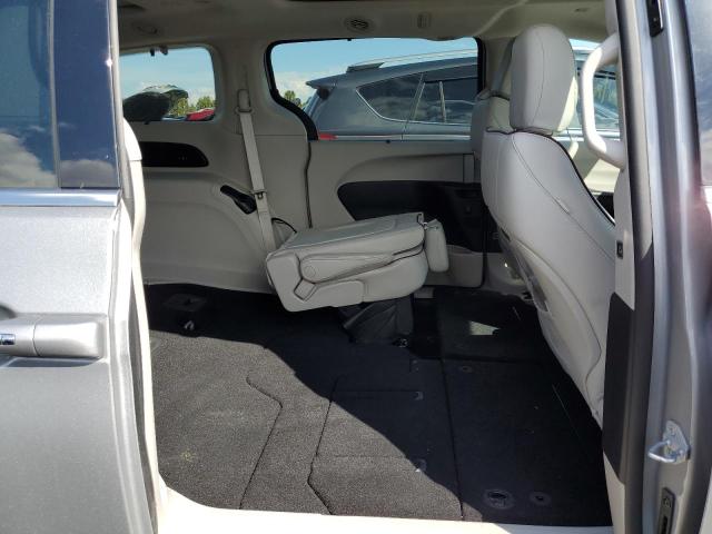 Photo 6 from auction – 2017 CHRYSLER PACIFICA L with VIN 2C4RC1GG0HR622185