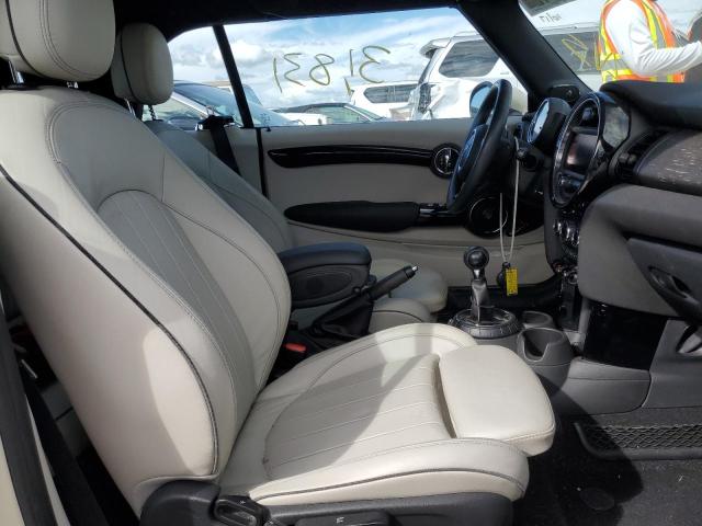 Photo 5 from auction – 2016 MINI COOPER S with VIN WMWWG9C50G3A92267