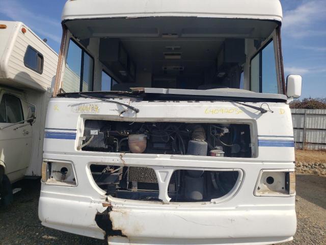 Photo 9 from auction – 1998 HURI RV with VIN 3FCLF53S9XJA01694