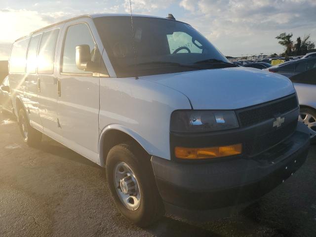 Photo 4 from auction – 2019 CHEVROLET EXPRESS G2 with VIN 1GCWGAFP3K1364605