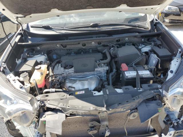 Photo 7 from auction – 2018 TOYOTA RAV4 LE with VIN JTMZFREV2JJ180754