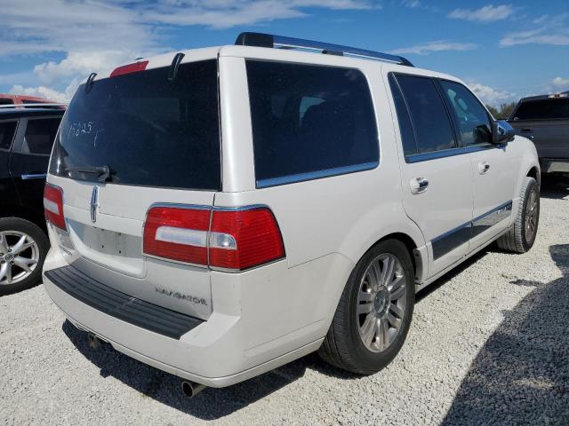 Photo 4 from auction – 2011 LINCOLN NAVIGATOR with VIN 5LMJJ2J55BEJ08460