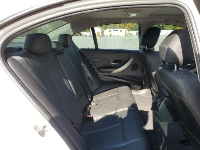 Photo 6 from auction – 2017 BMW 320 XI with VIN WBA8E5G54HNU41385