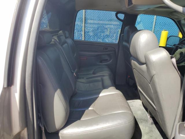 Photo 6 from auction – 2004 CHEVROLET AVALANCHE with VIN 3GNEC12T24G162294