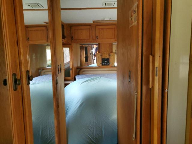 Photo 6 from auction – 1990 OTHER RV with VIN 46GED041XL1041967