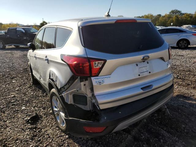Photo 3 from auction – 2019 FORD ESCAPE SE with VIN 1FMCU9GD1KUA45583