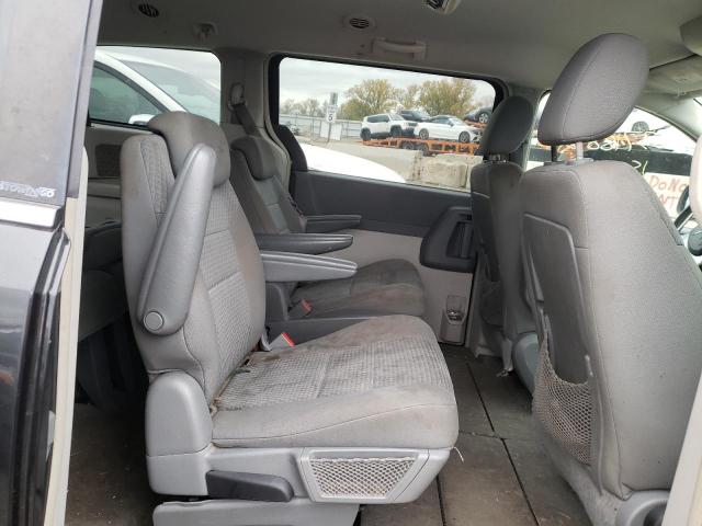 Photo 6 from auction – 2010 CHRYSLER TOWN & COU with VIN 2A4RR4DE3AR178545