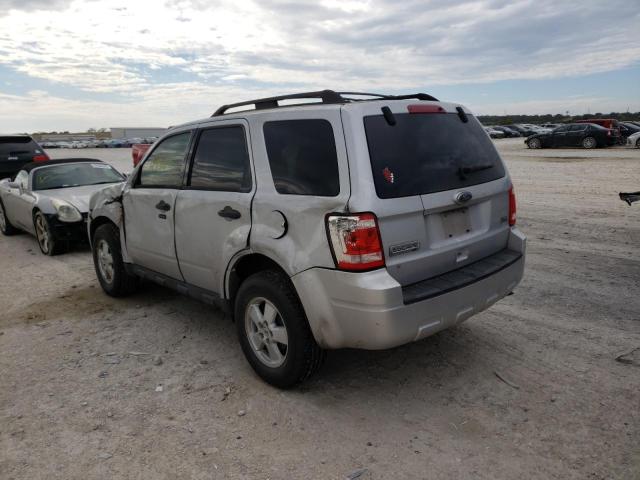 Photo 3 from auction – 2011 FORD ESCAPE XLT with VIN 1FMCU0DG9BKA32957