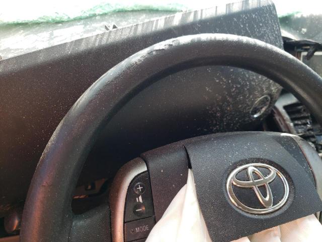 Photo 8 from auction – 2005 TOYOTA PRIUS with VIN JTDKB20U853009116