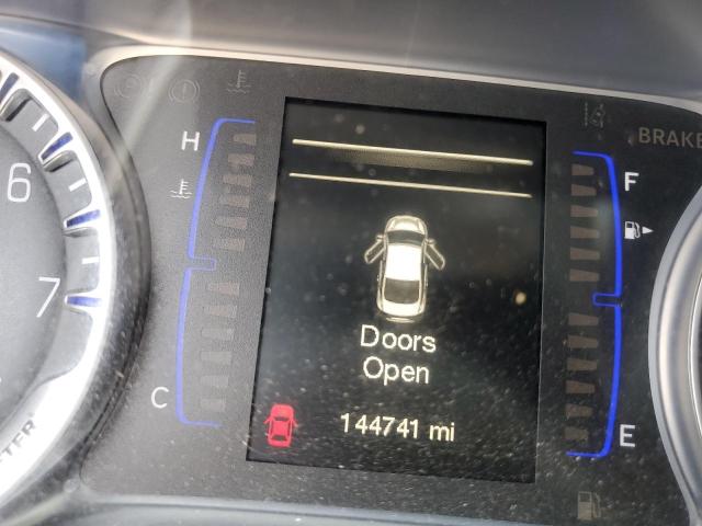 Photo 8 from auction – 2015 CHRYSLER 200 LIMITE with VIN 1C3CCCAB4FN541560