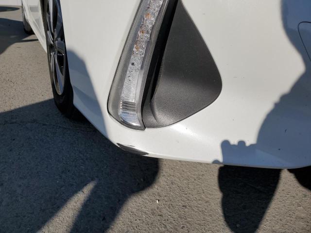Photo 9 from auction – 2018 TOYOTA PRIUS PRIM with VIN JTDKARFP9J3091302